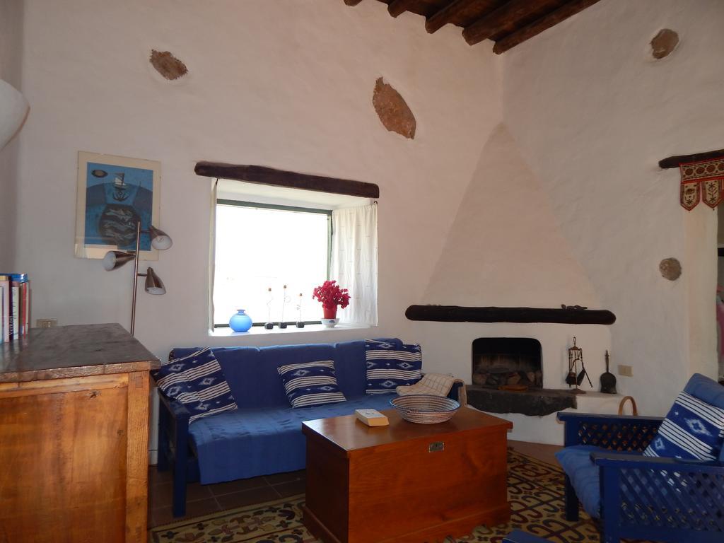Femés La Casa Caldera 게스트하우스 외부 사진